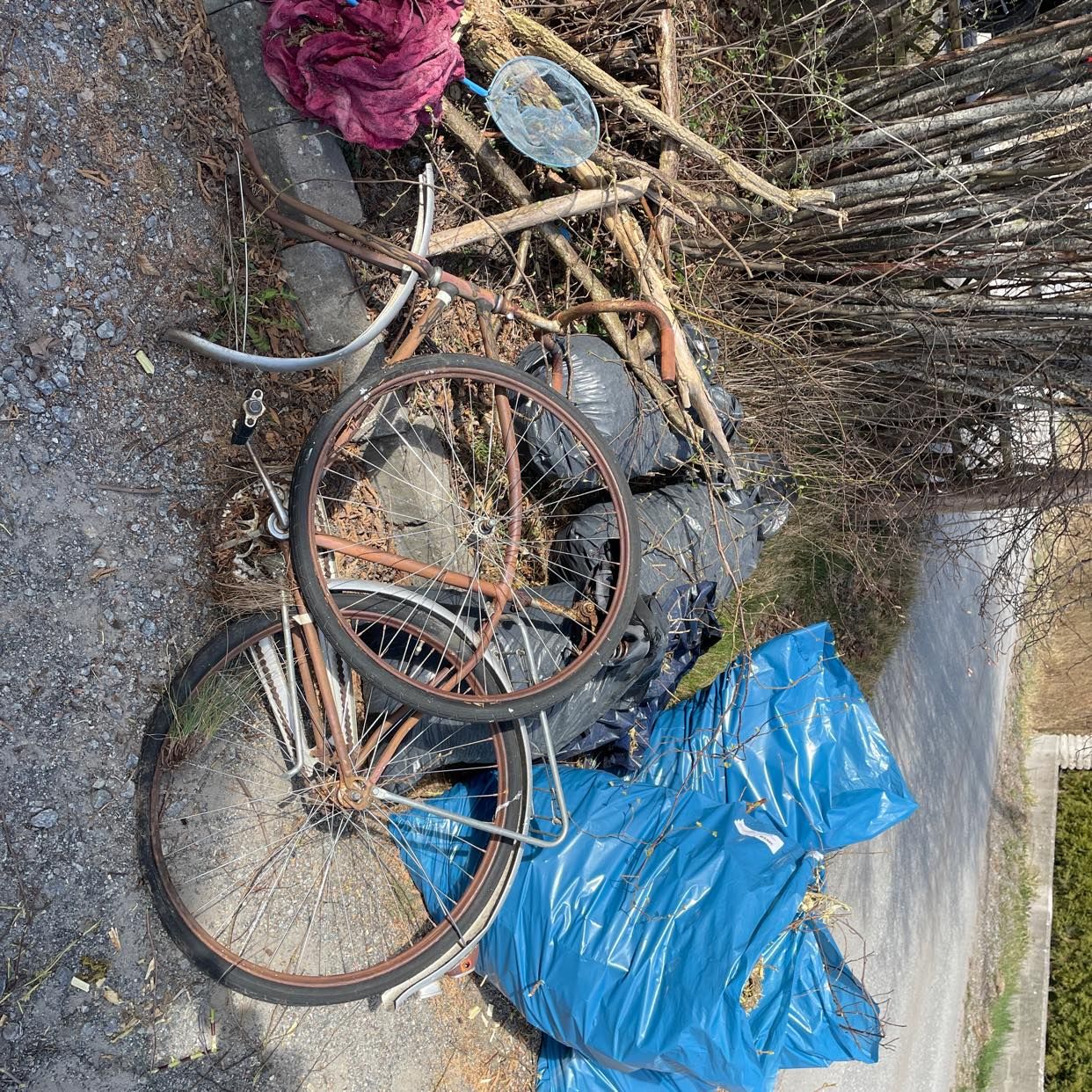 image of Slänga trädgårdsavfall - Huddinge