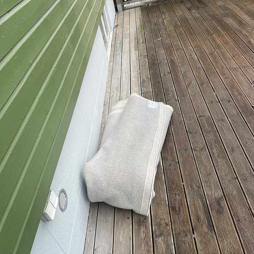 image of 2,5 x 3,5 white wool rug - Enskede
