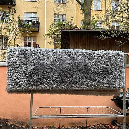 image of Ryamatta bortskänkes - Stockholm