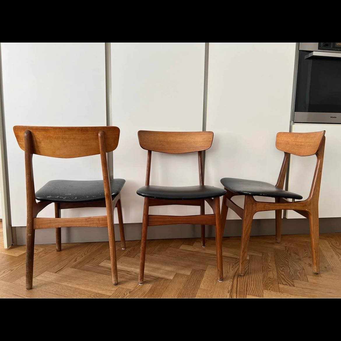 image of 8 stolar - 