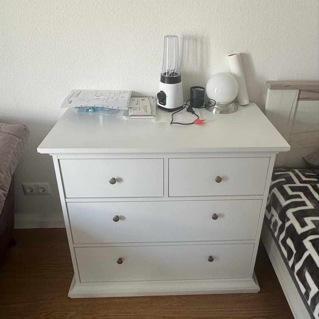image of Move furniture and applia - 