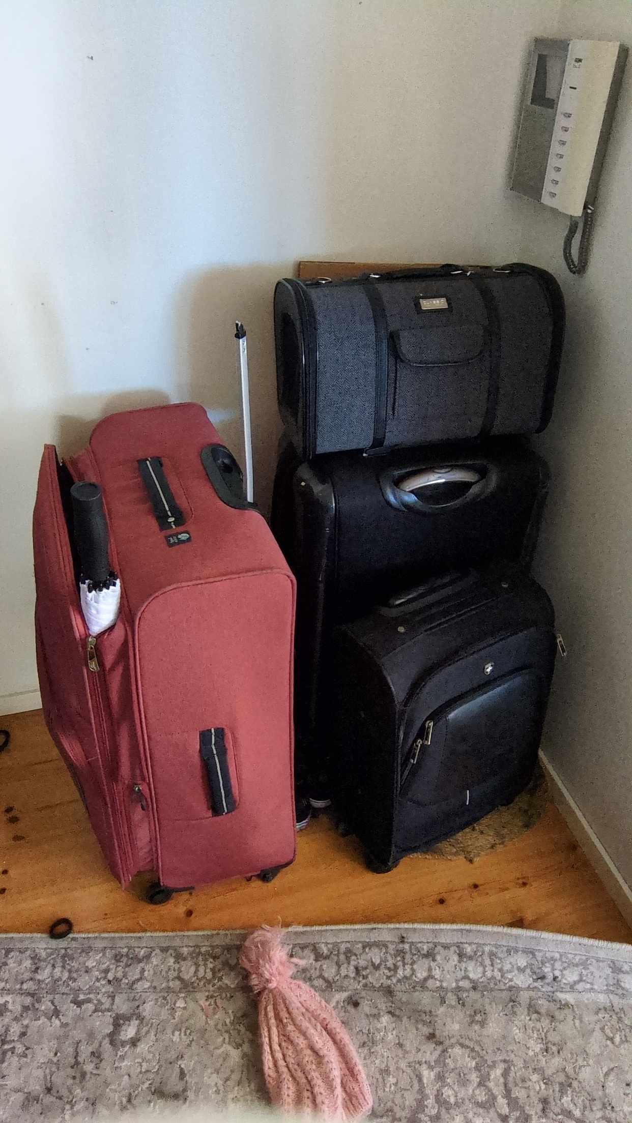 image of Broken luggages - Göteborg