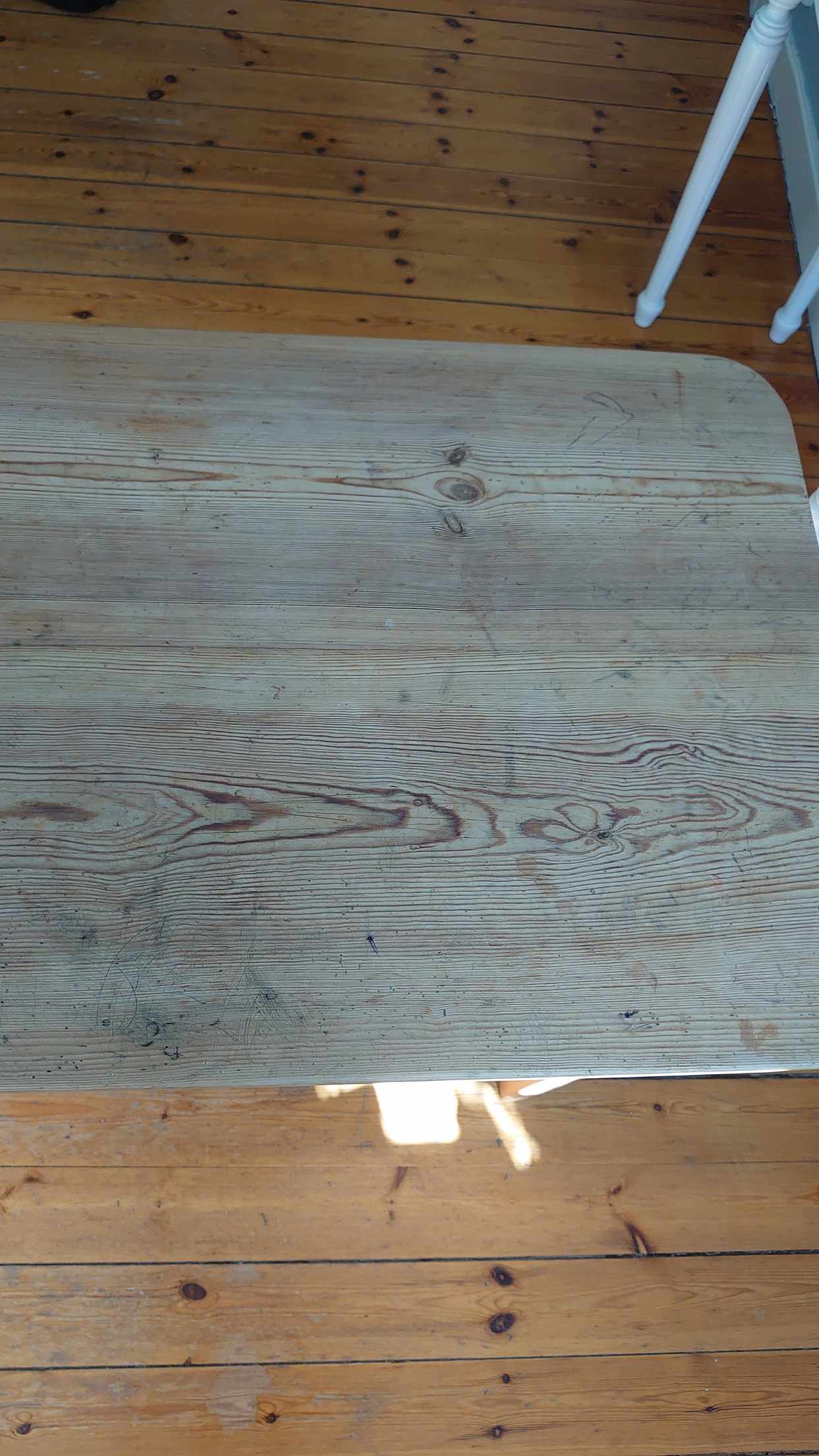 image of Wooden table - Södertälje
