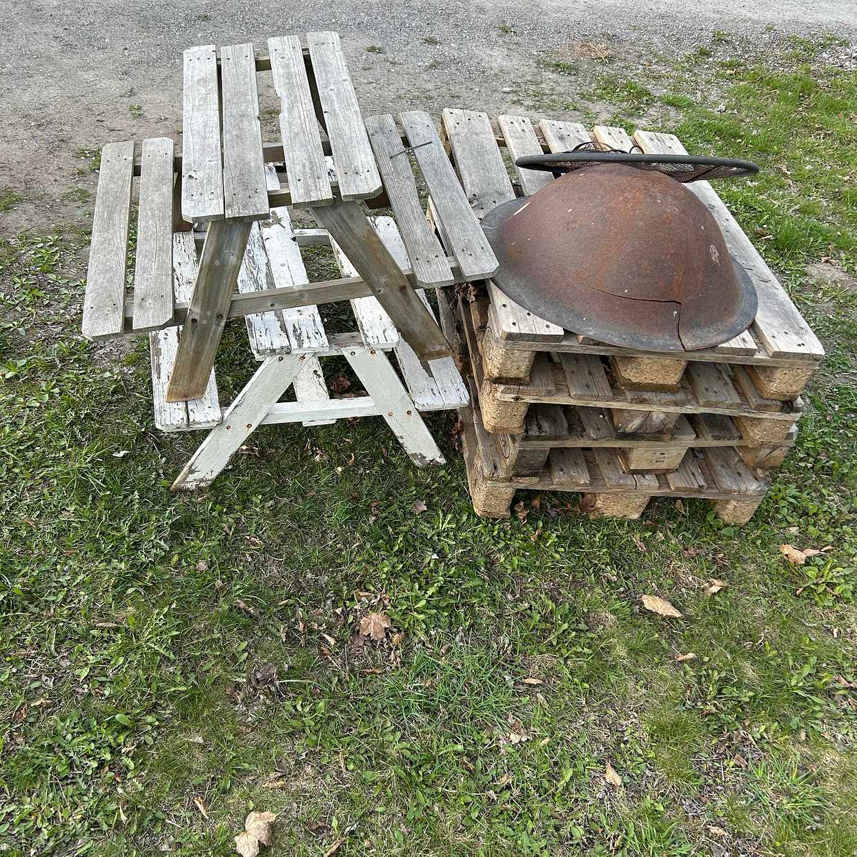 image of Lastpallar, barnbord - Bromma