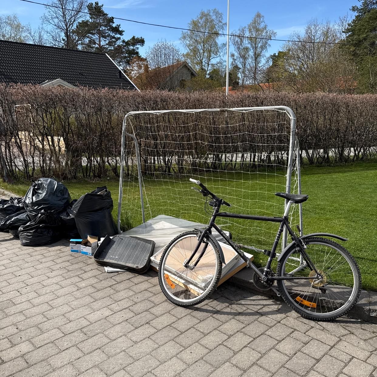 image of Trädgårdsavf, cykel, etc - Värmdö