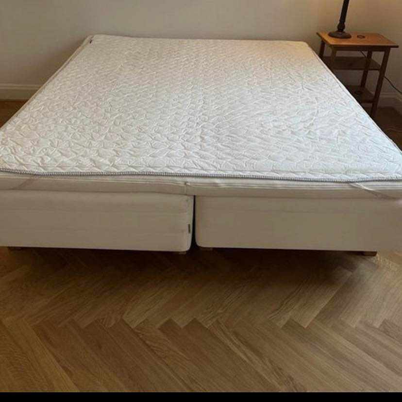 image of 2st 90sängar + bäddmadras - 