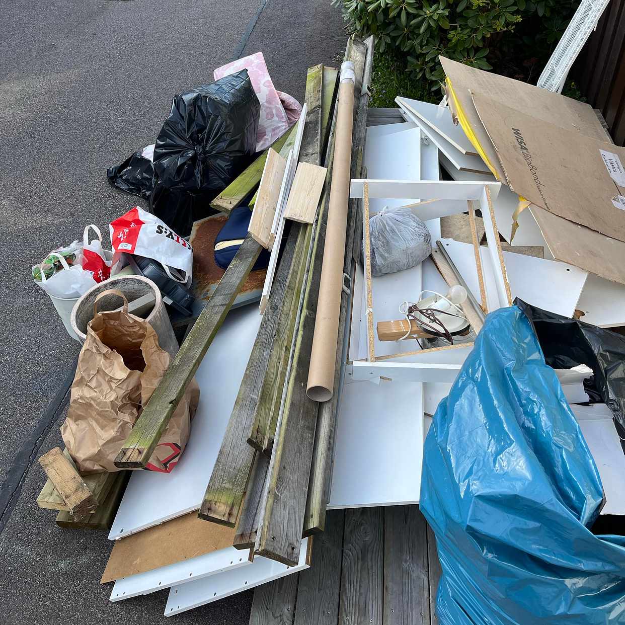 image of Upphämning blandat avfall - Västra Frölunda