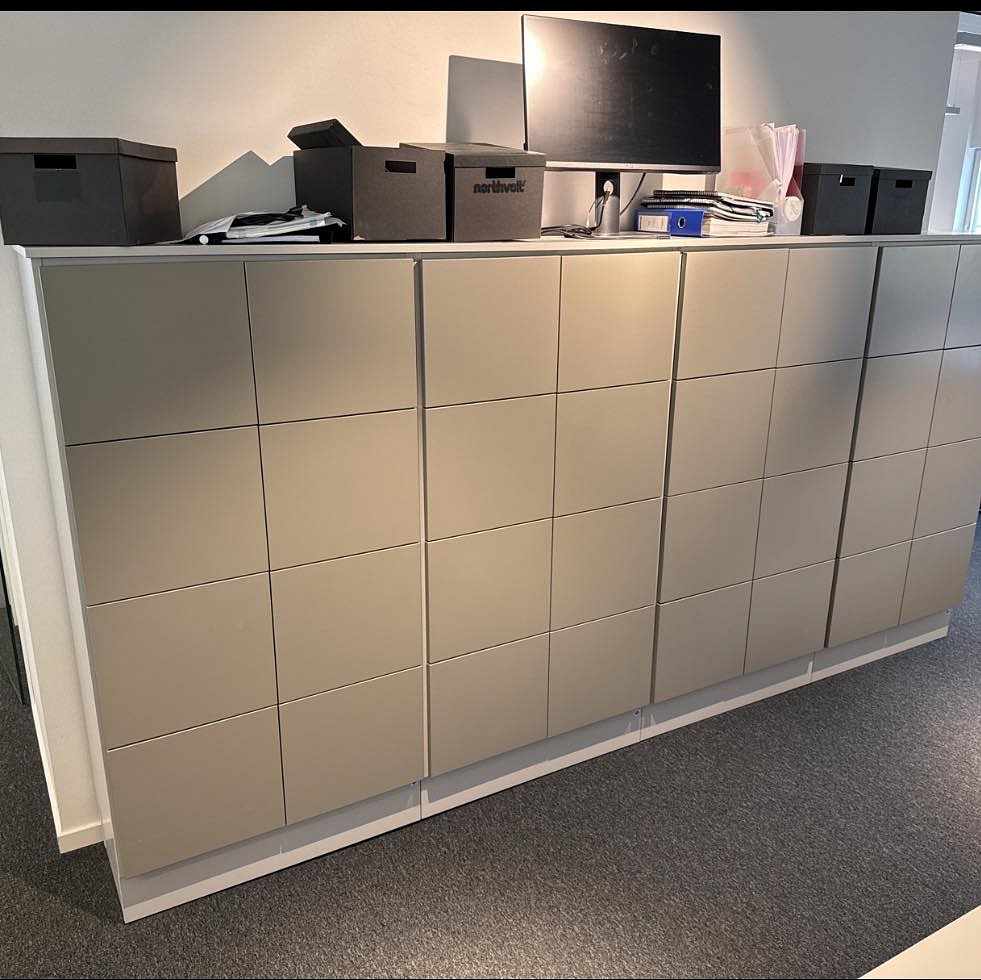 image of Hämta förvaringsmöbel - 
