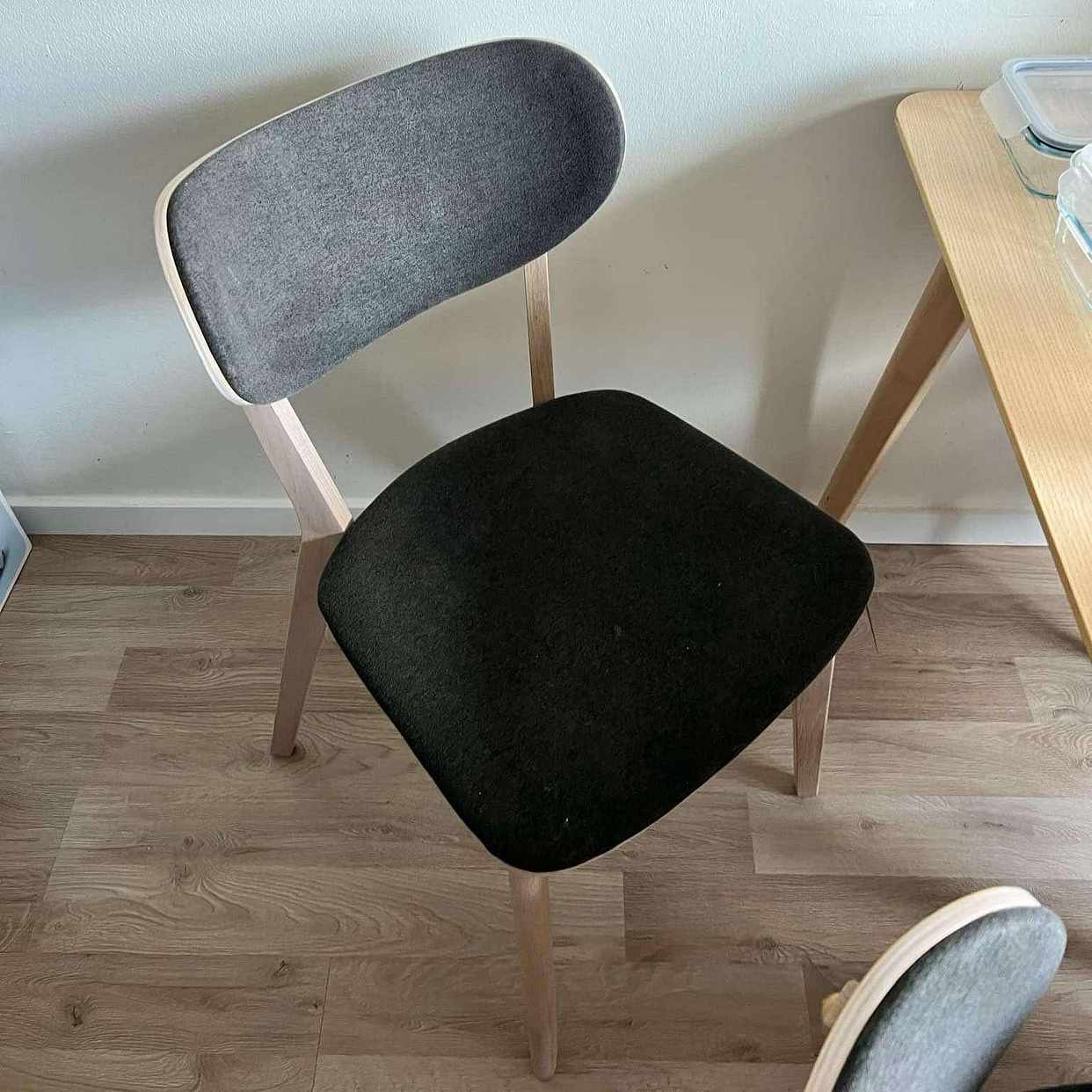 image of Moving chairs and tables - 