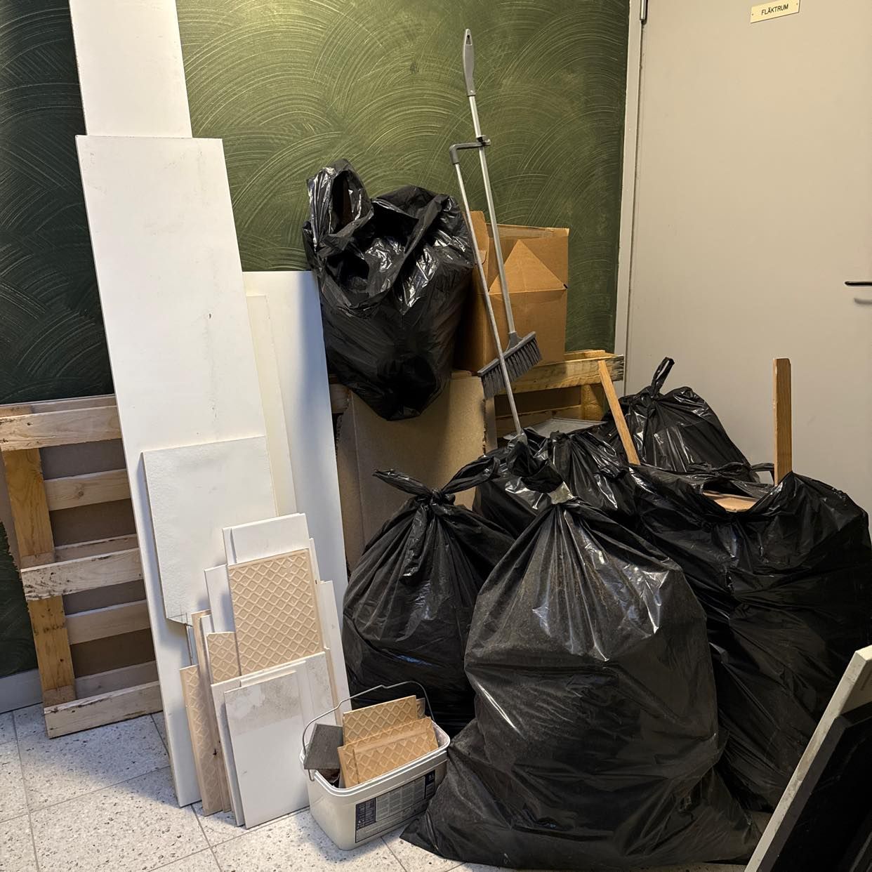 image of Diverse byggavfall - Stockholm