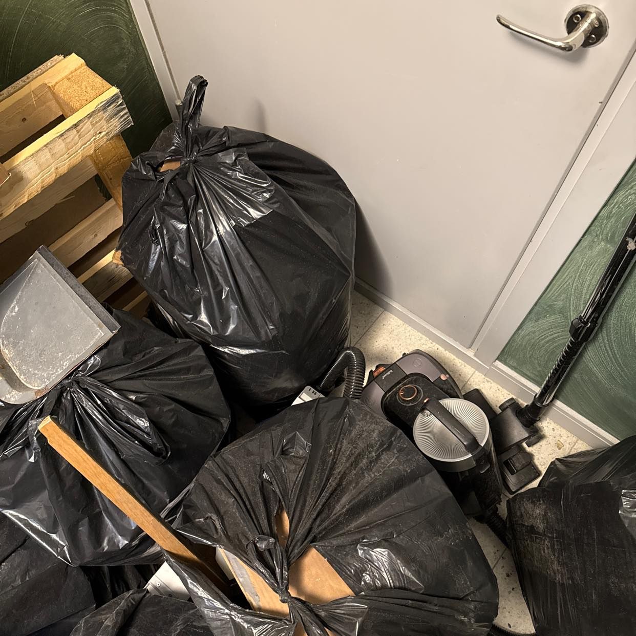 image of Diverse byggavfall - Stockholm