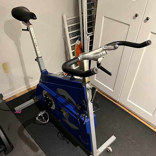 image of Spinningcykel bortskänkes - Spånga