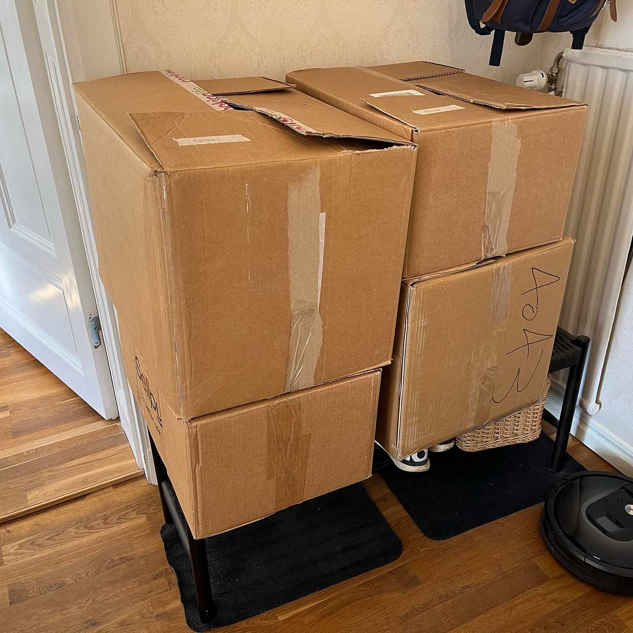 image of Flytthälp / Moving - 