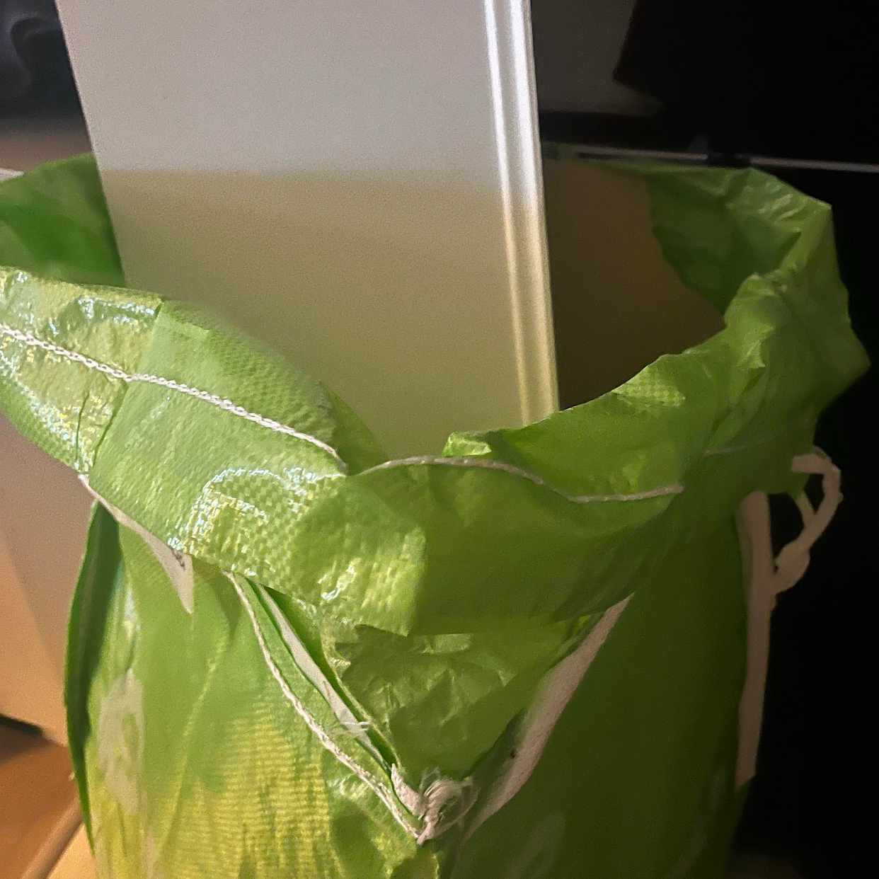 image of Trä och wellpapp - Huddinge