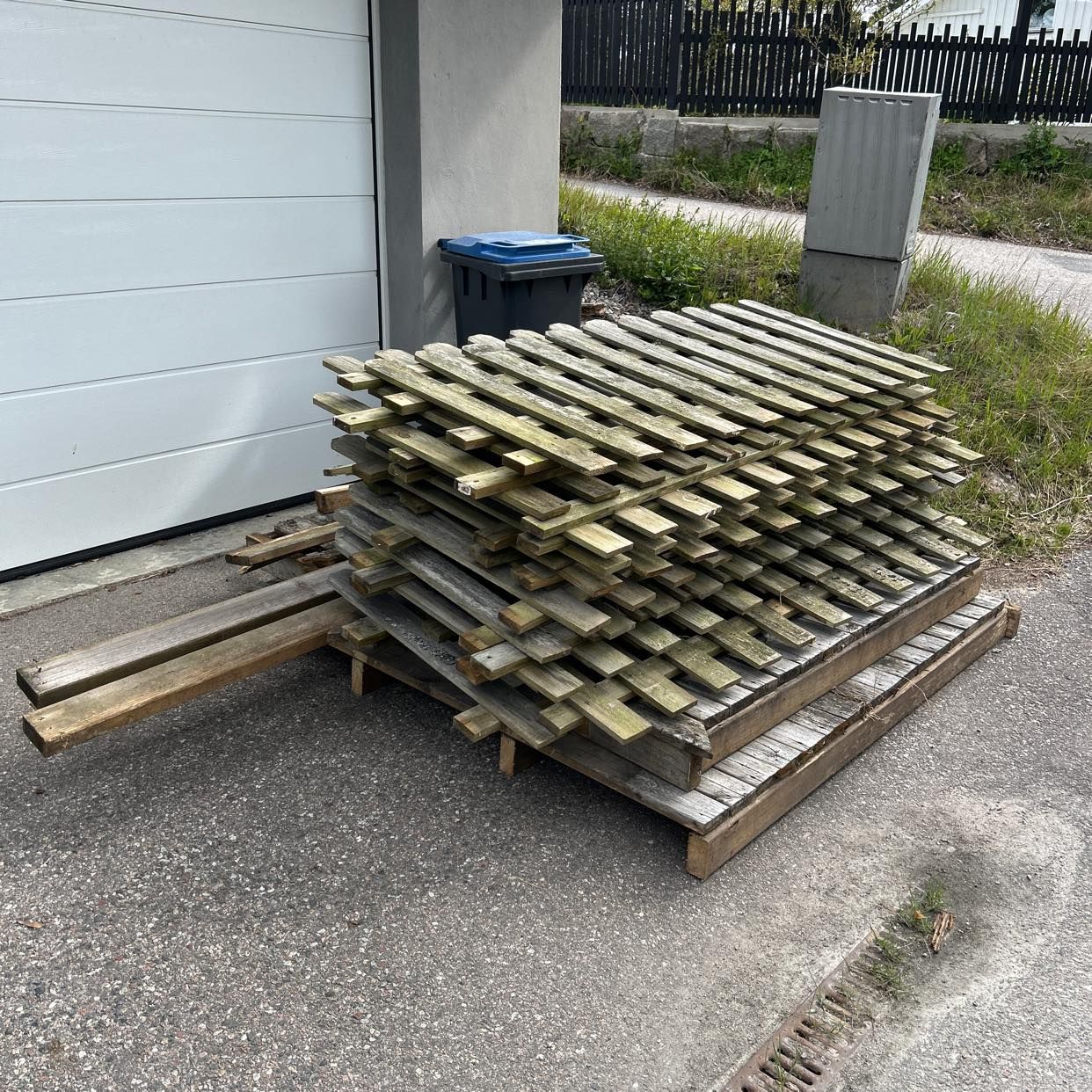 image of Hämtning och avlämning - Täby