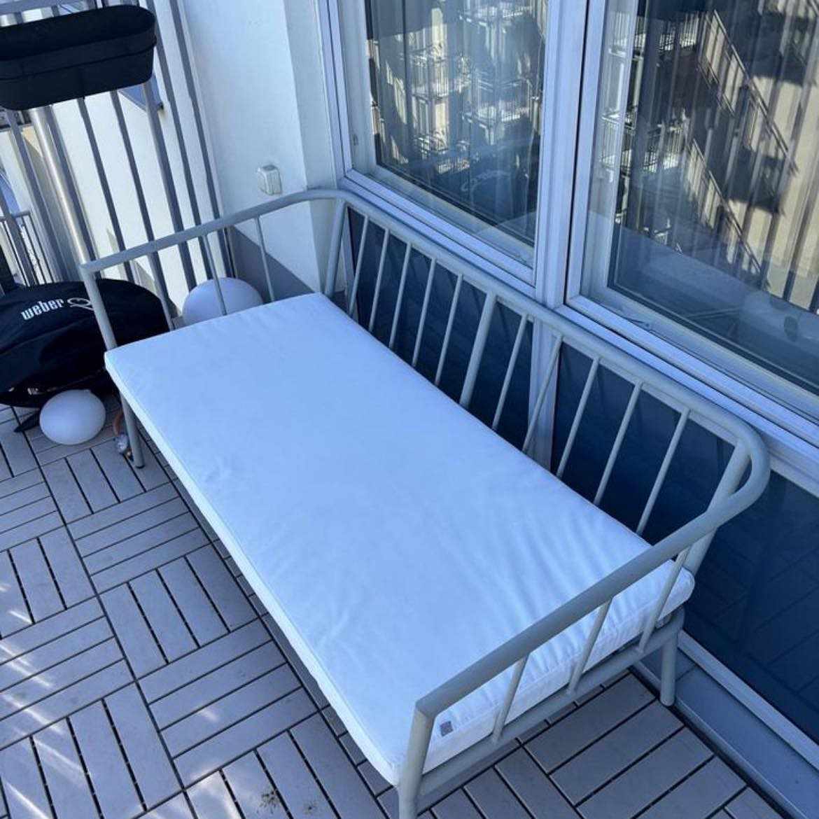 image of Soffa med kuddar - 