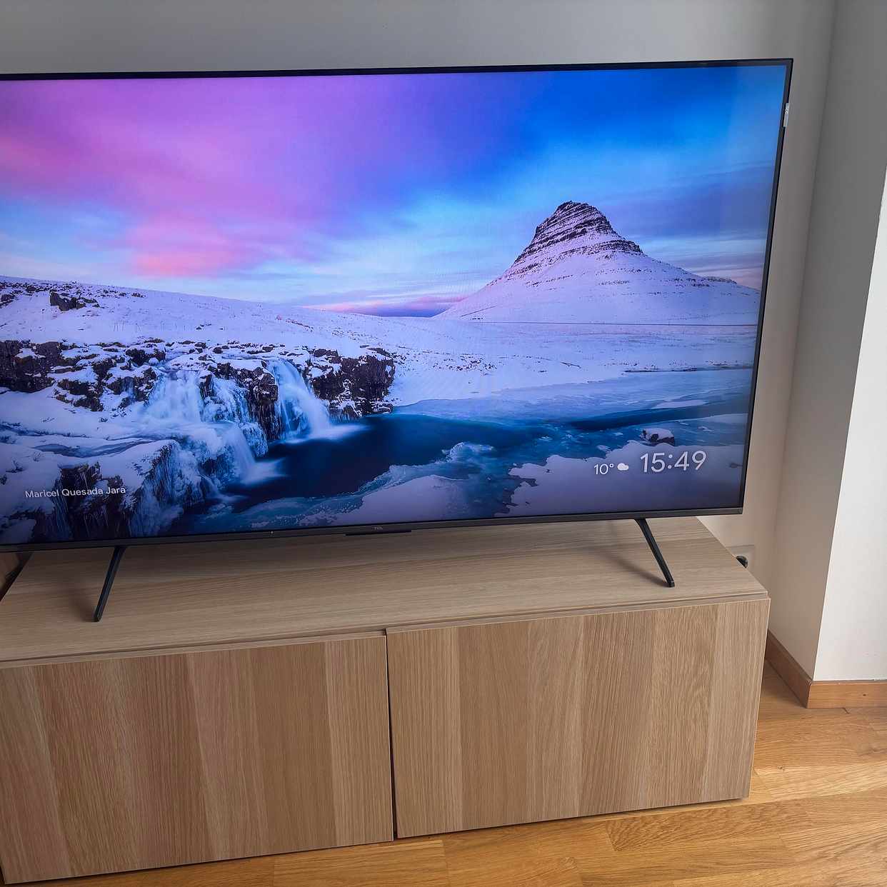 image of Tv tv bänk säng utemöbler - 