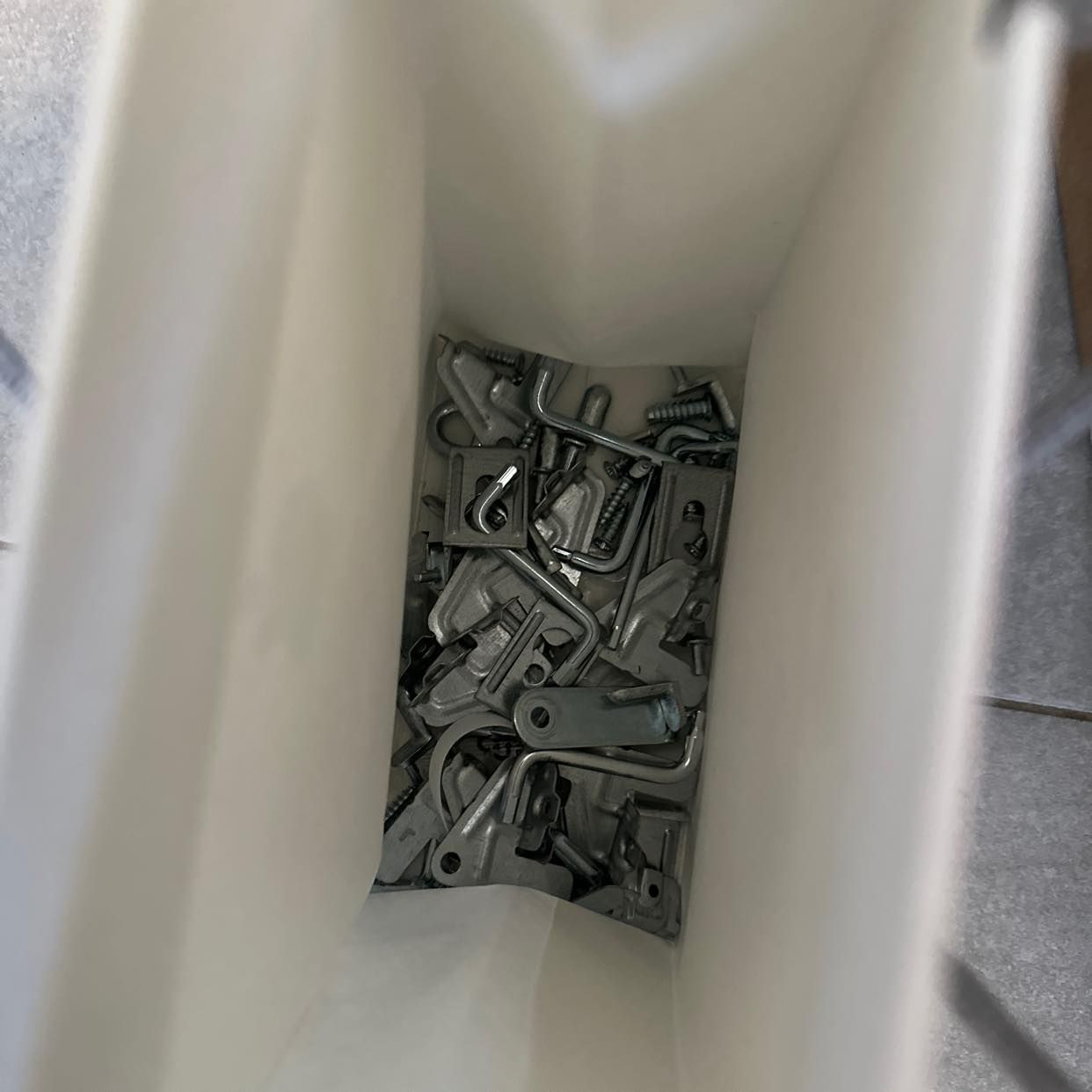 image of Travel case recycling - Handen
