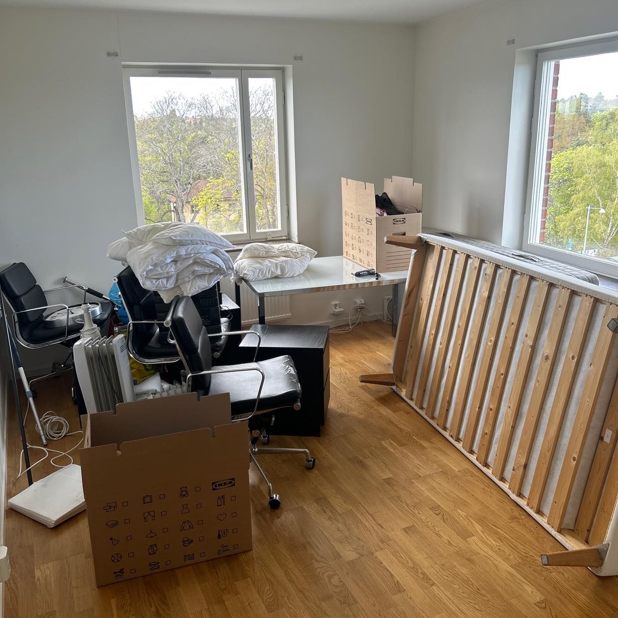image of Mixed apartment items - Lidingö