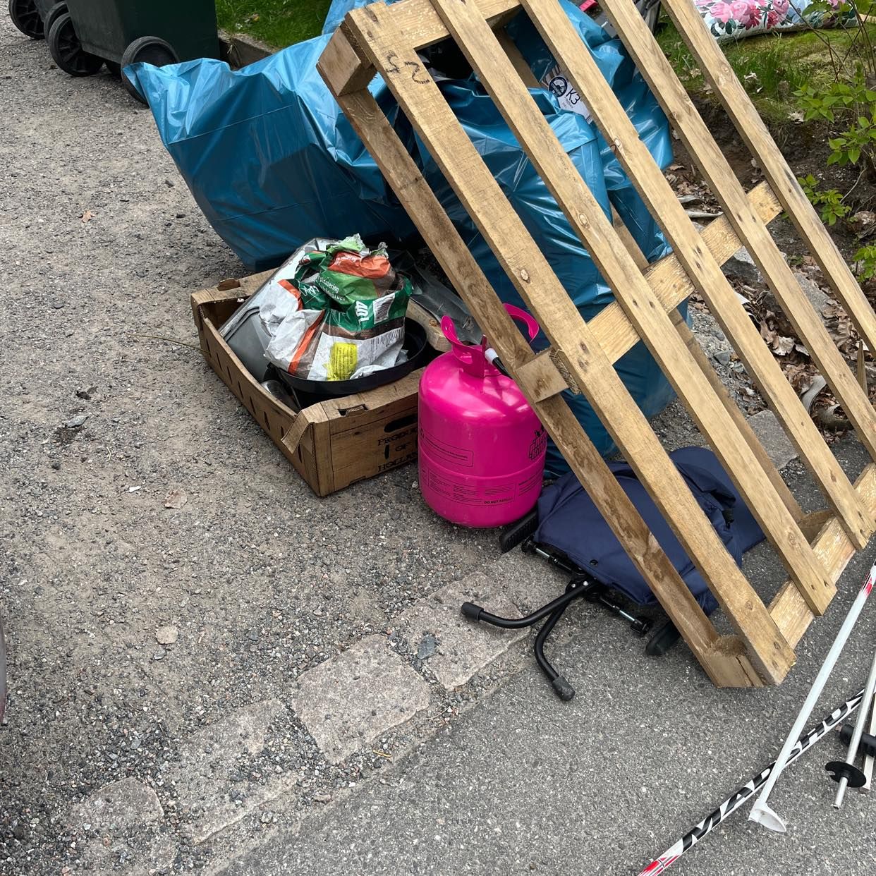image of Löv , trädgårdsavfall m.m - Hägersten