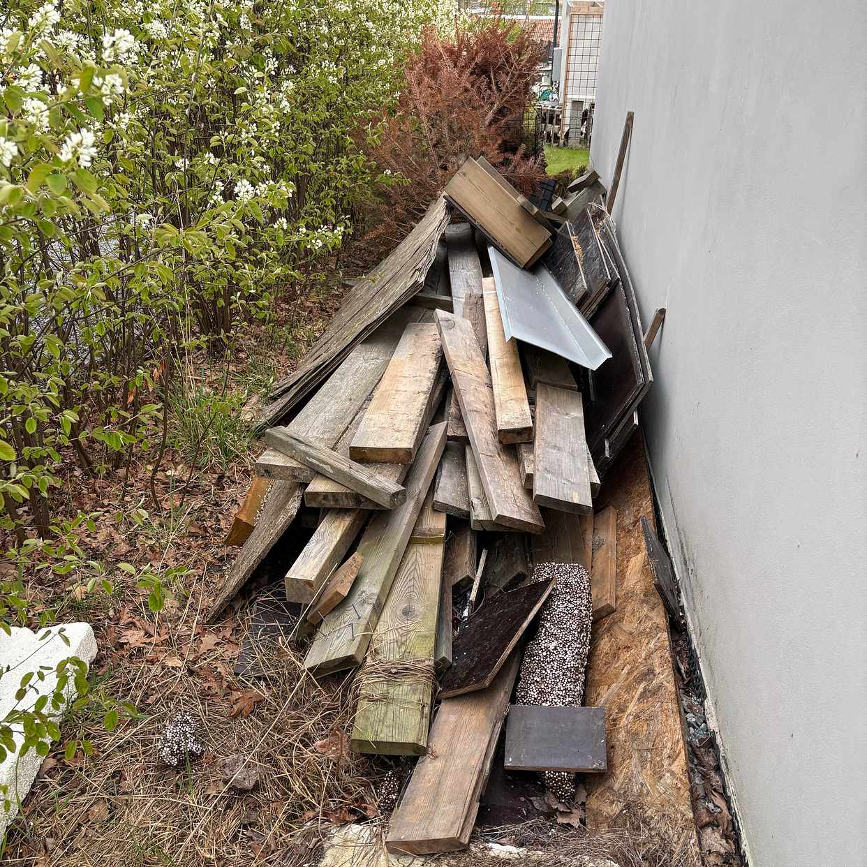 image of Blandat trä till tippen! - Åkersberga