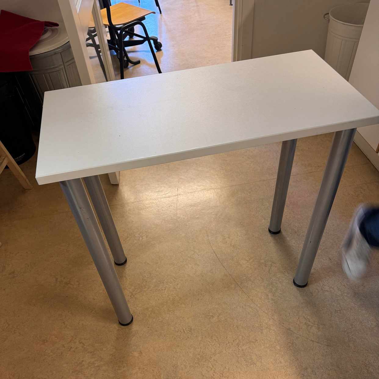 image of Konferensbord, två höga s - 