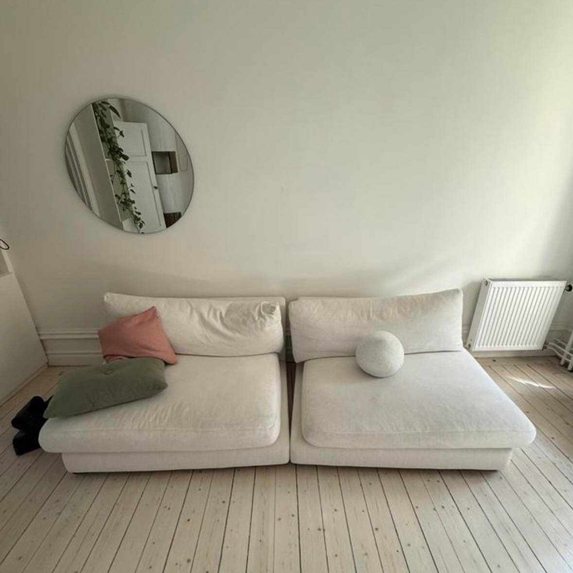 image of En soffa i två delar - 