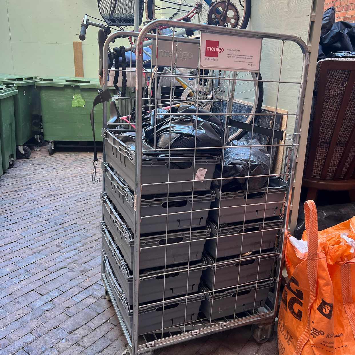 image of Jord i plastsäck för åter - Stockholm