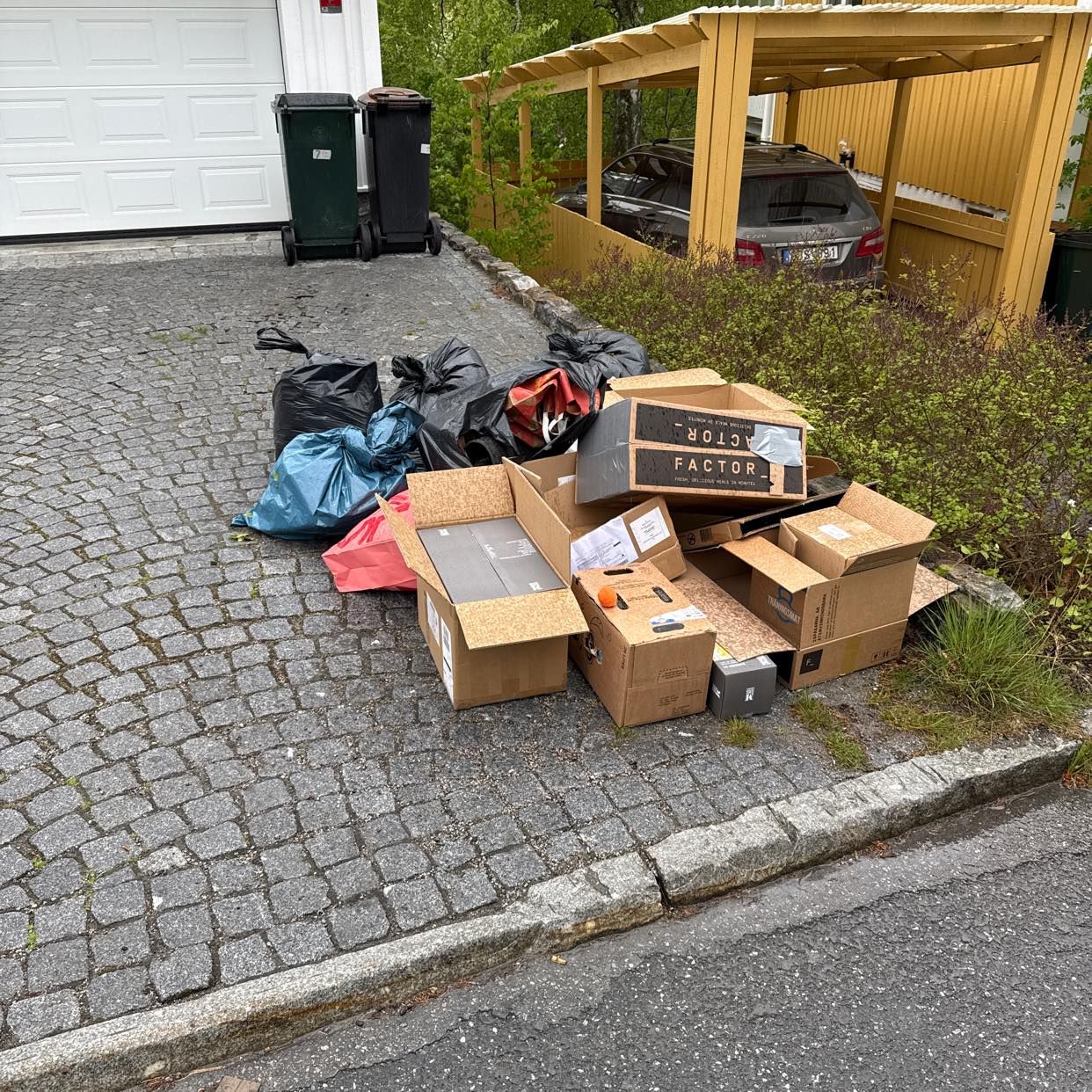 image of Sorted waste - Bromma