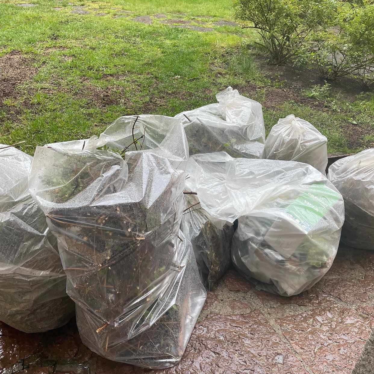 Kompost, plast, trä,kruka