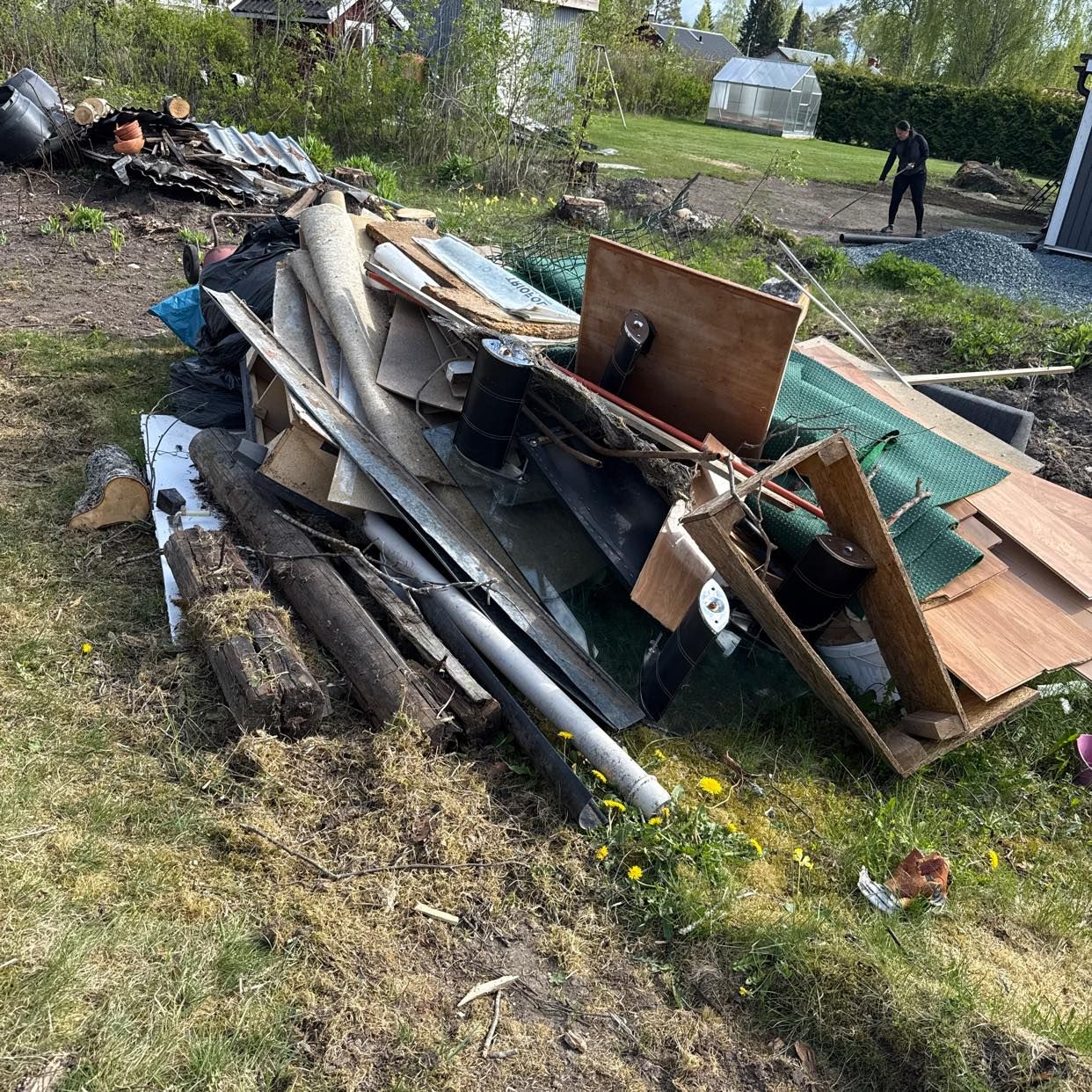 image of Soffan diverse bygg avfal - Hällefors