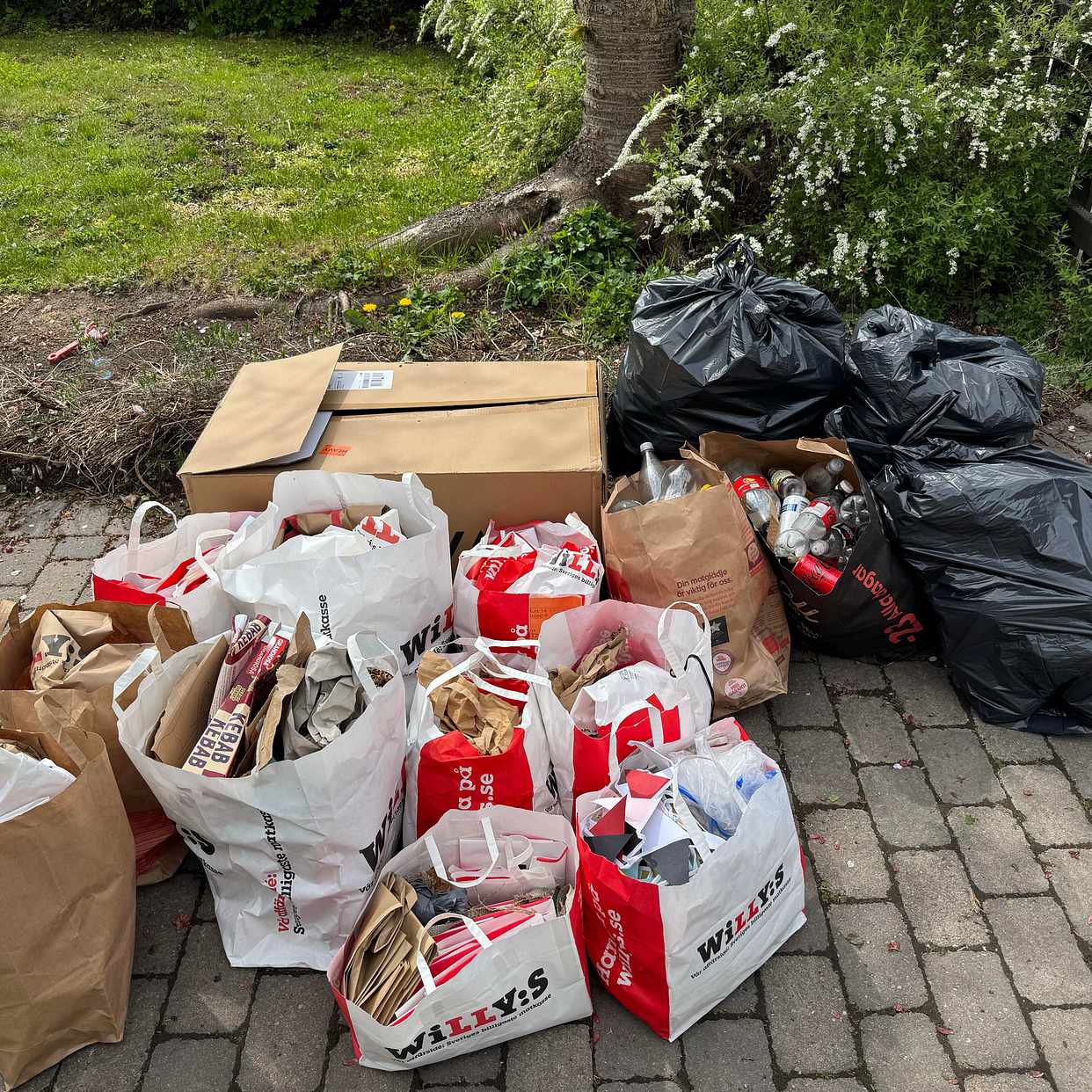 image of Pant, leksaker och övrigt - Älta