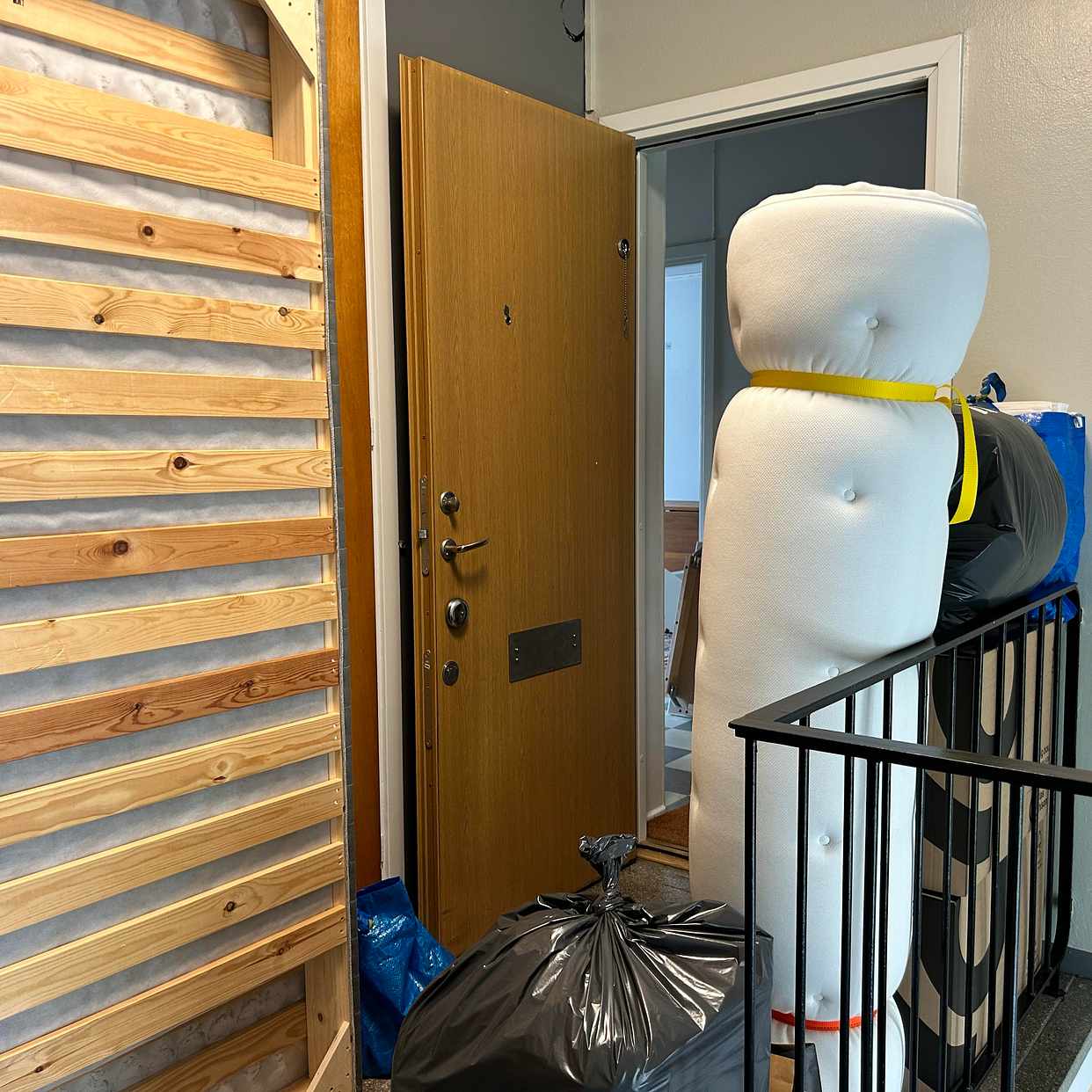 image of Hämta, lämna på 2 ställen - 