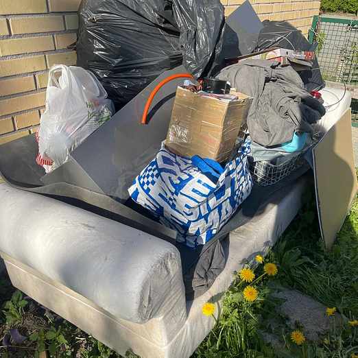 image of Nej  man ska slängas - Bro