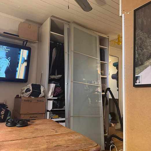 image of Give away wardrobe. - Stockholm City