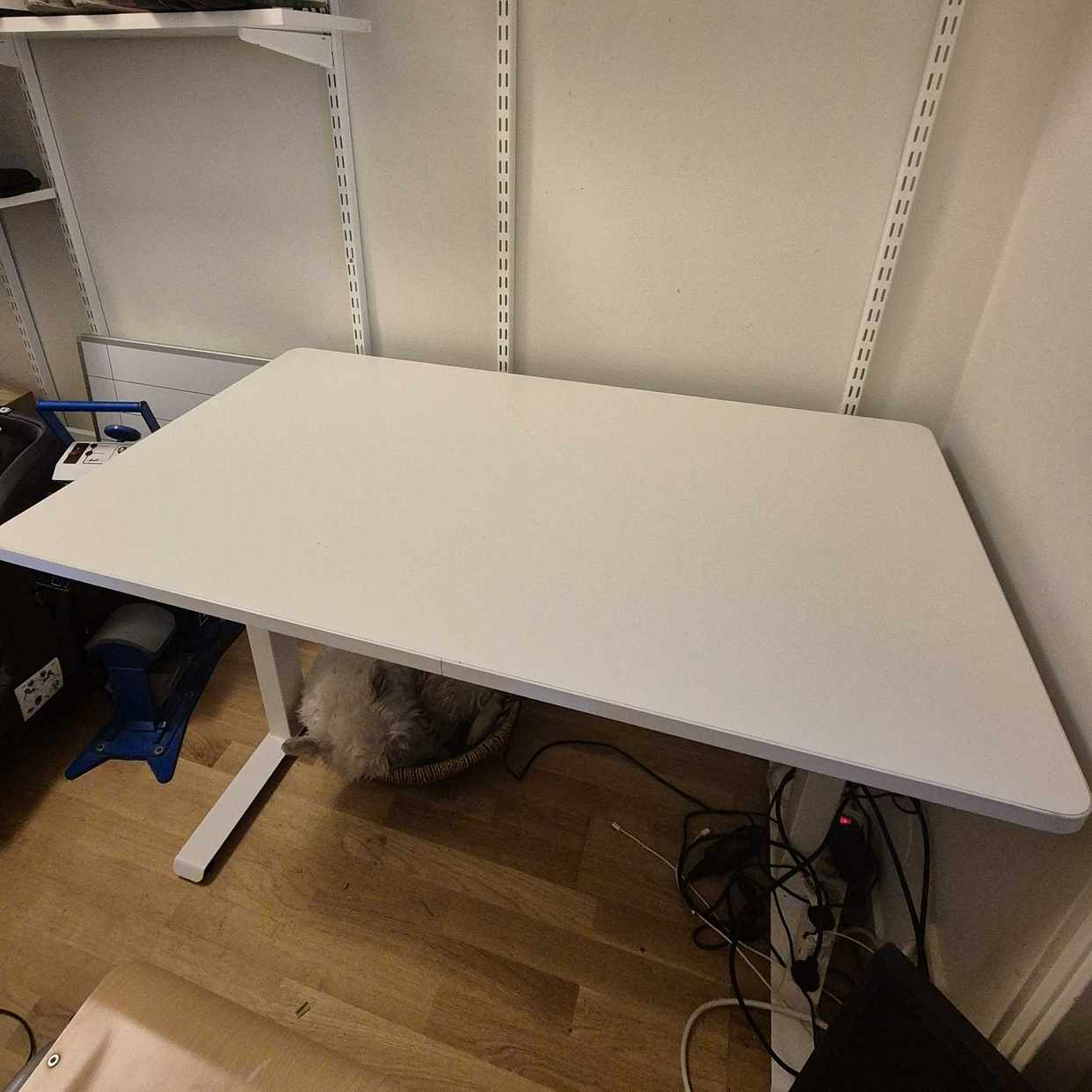image of Skrivbord och byrå - Bandhagen