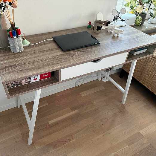 image of Desk and 2 Office Chairs - Malmö