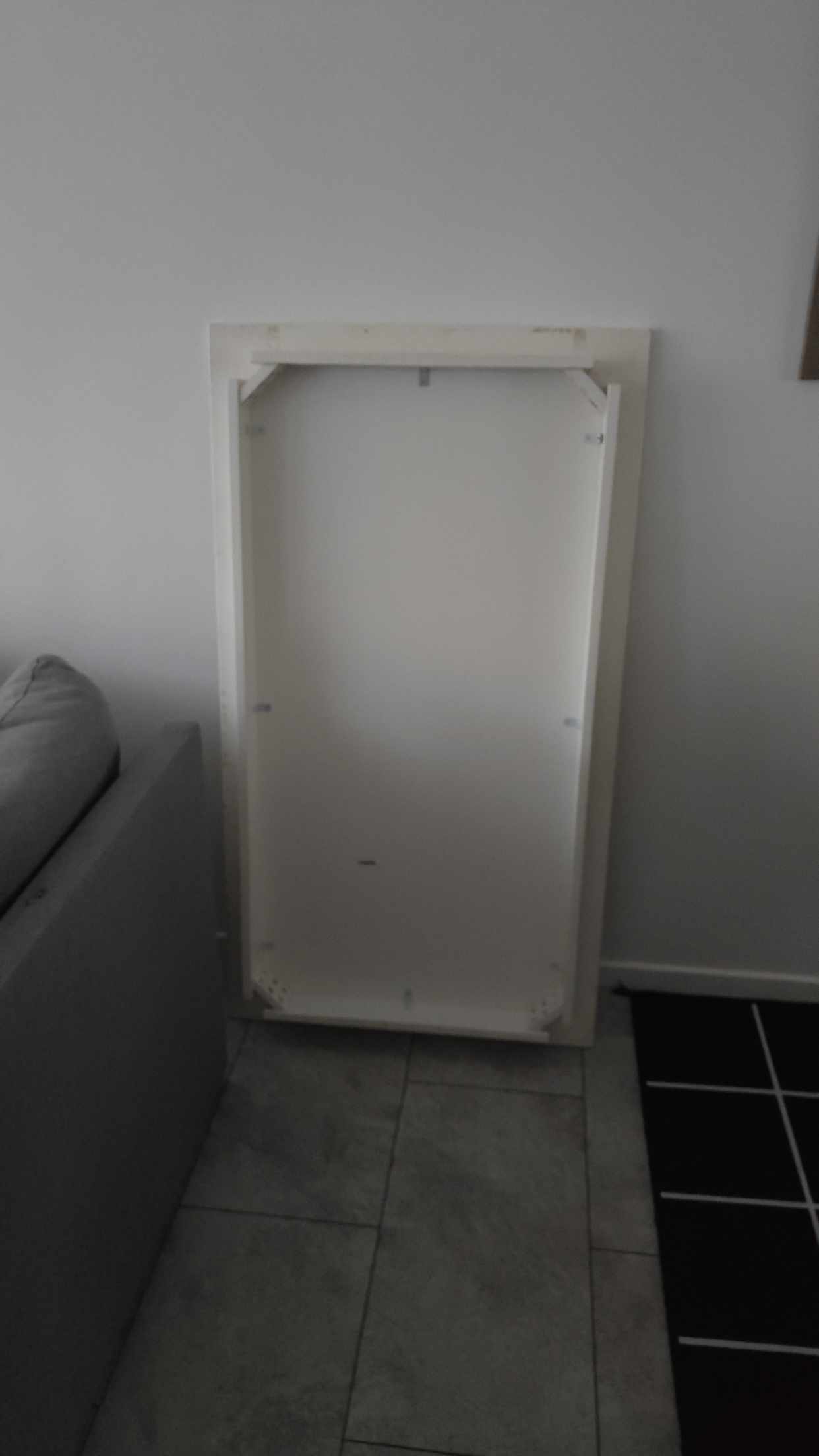 image of 2 soffa and table - Vällingby