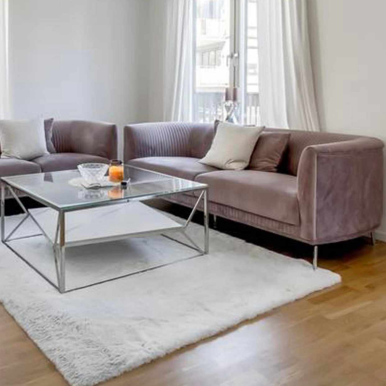 image of Hämta soffa och bord - 