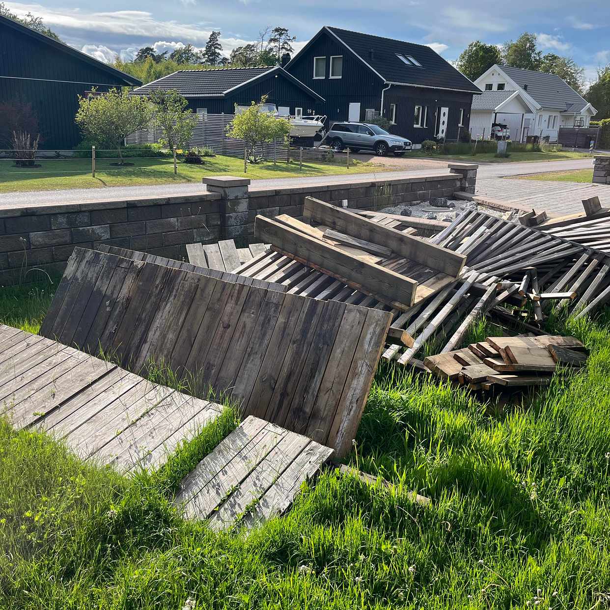 image of Bortforsling av trä - Onsala