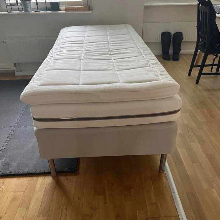image of Bed 90x200 - 
