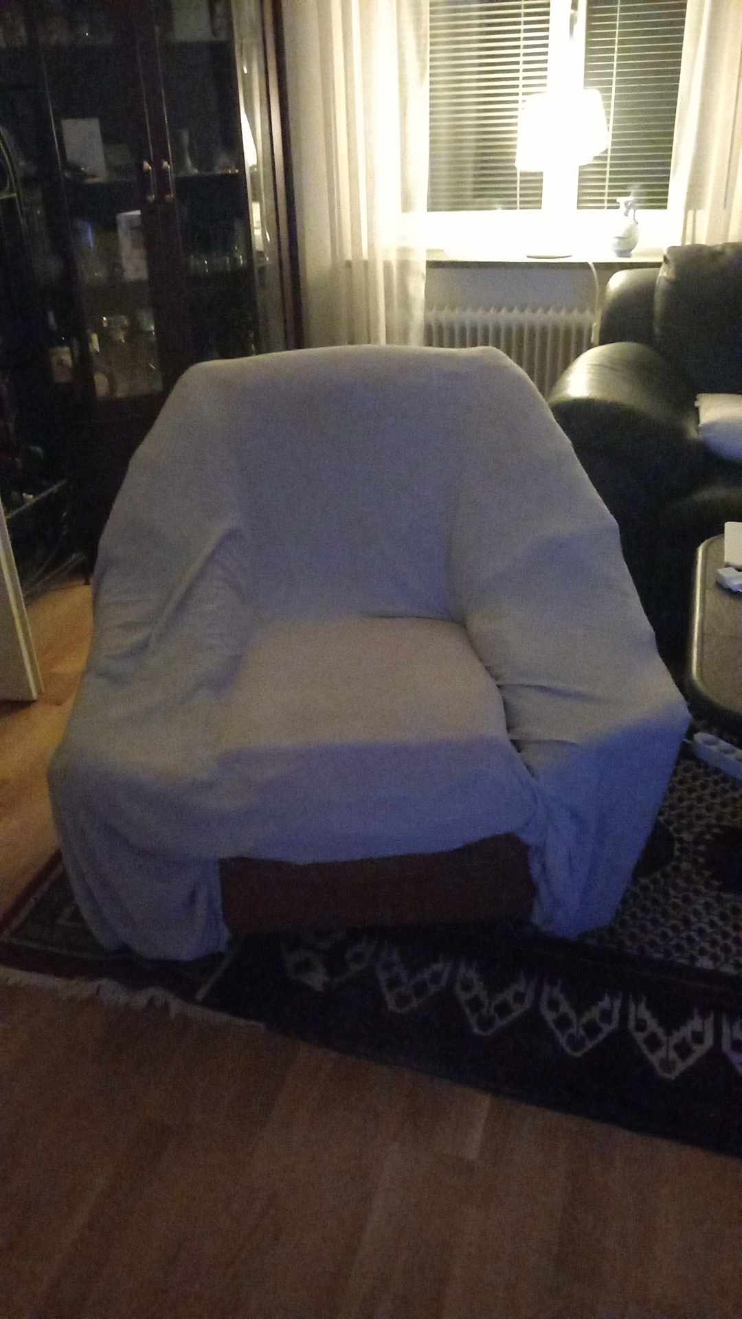 image of Fåtölj och motionscykel - Skärholmen
