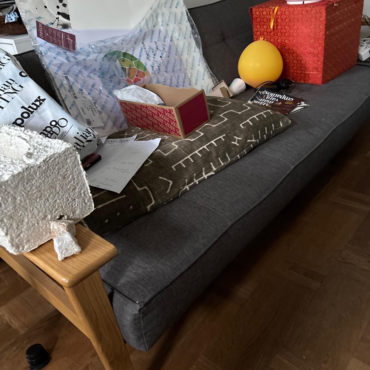 image of Diverse furniture - 