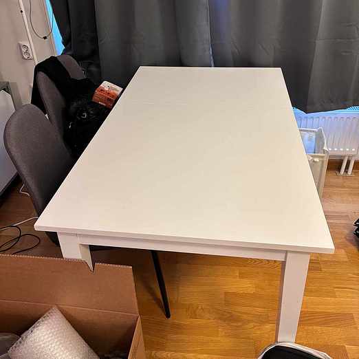 image of Bord och TV-bänk - Uppsala