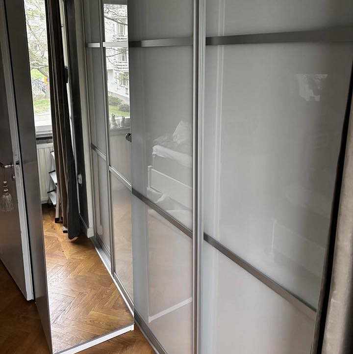 image of Hämta Garderob - 