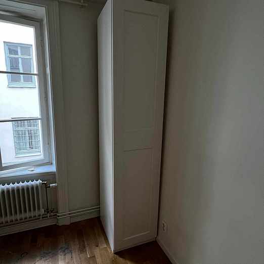 image of Garderob och dammsugare - Norrmalm