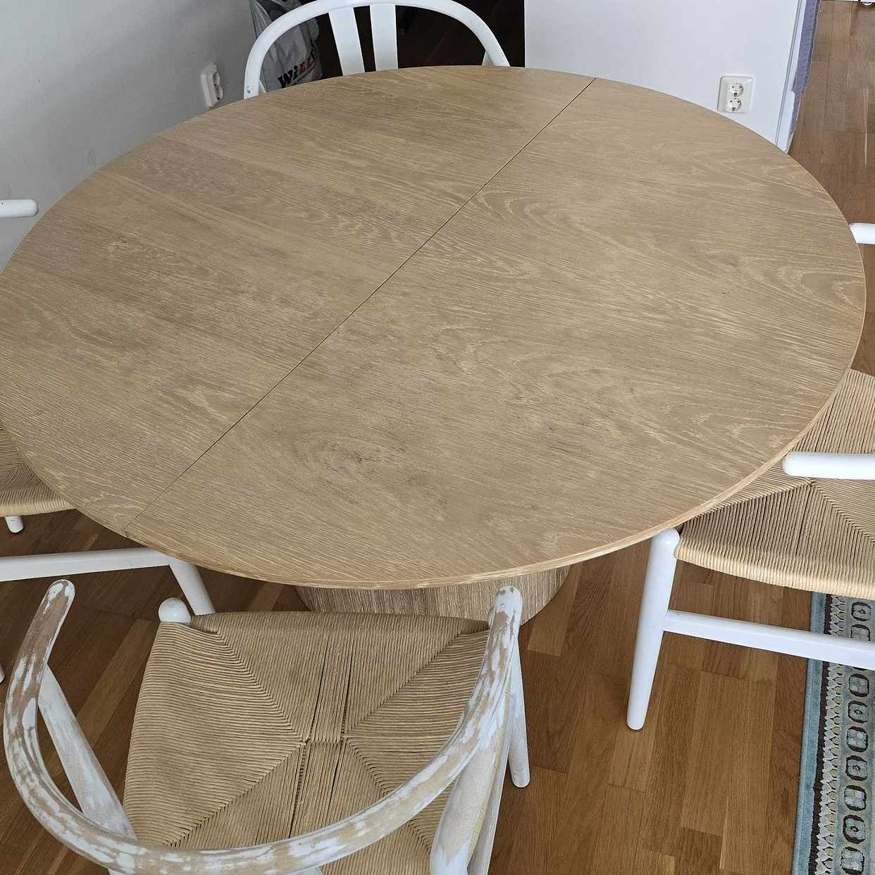 image of Dining table and 4 chairs - Stockholm