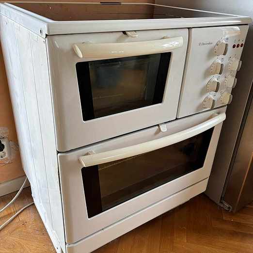 image of Spis/ugn Electrolux - Enskede-Årsta-Vantör