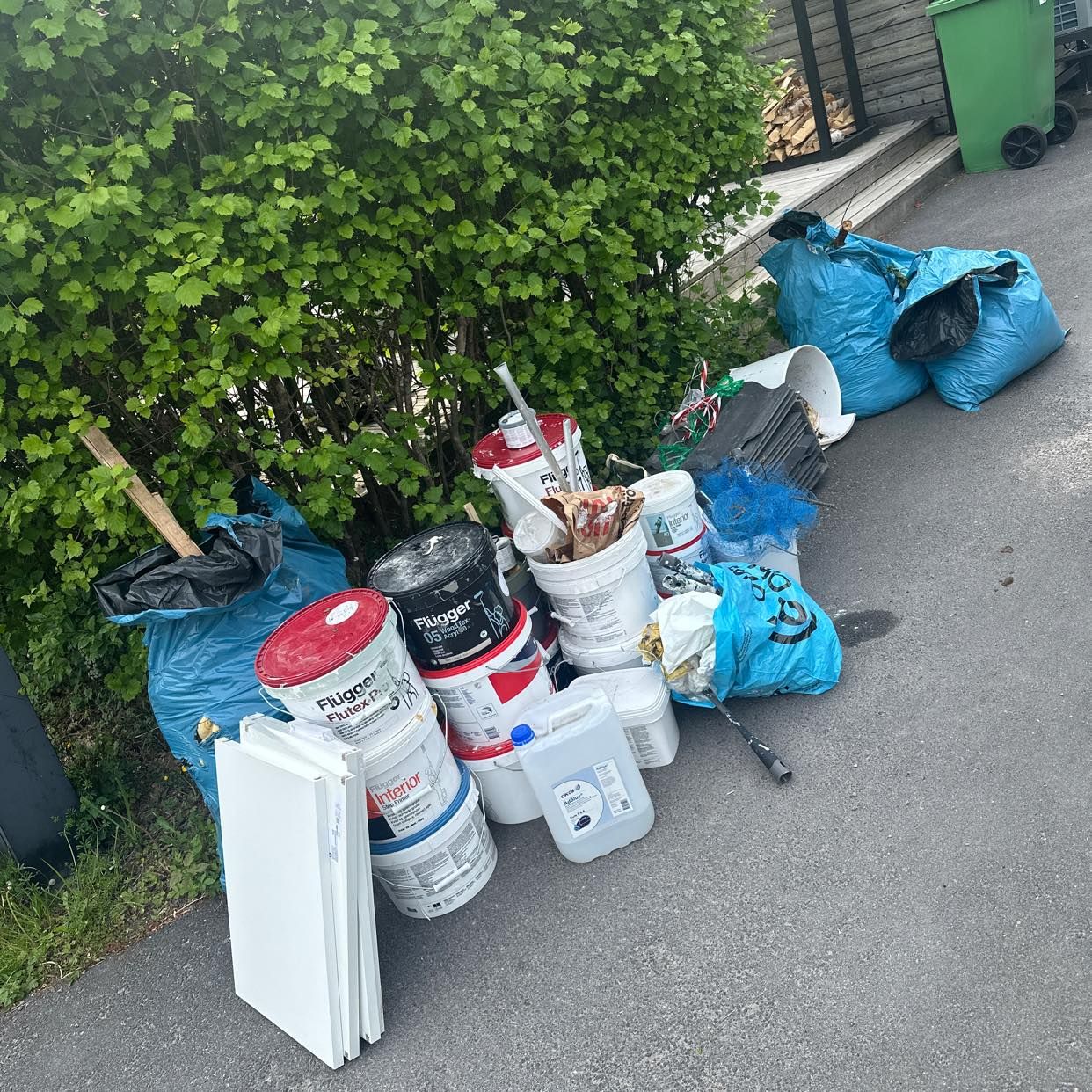 image of Hämta till återvinning - Ekerö