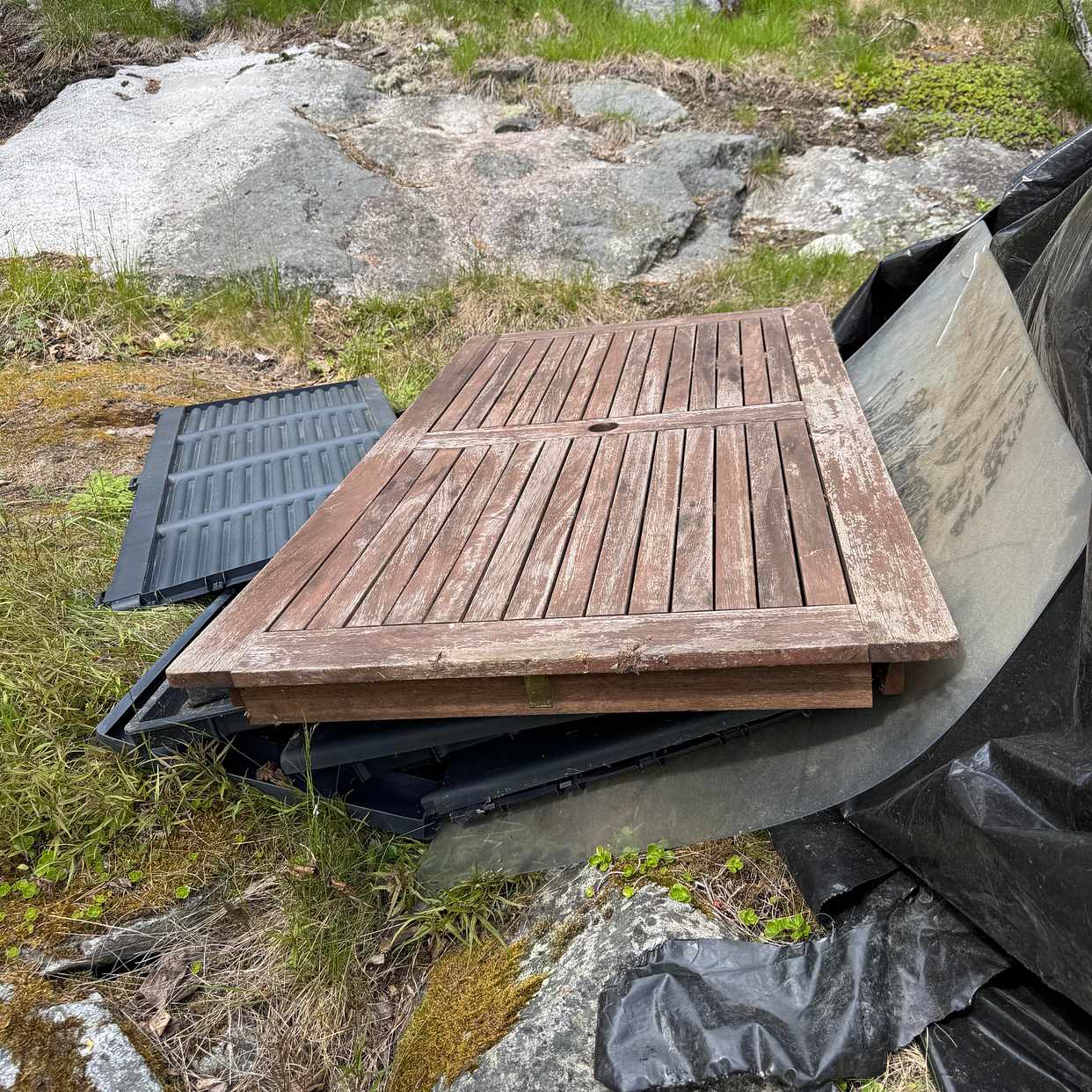 image of Wood, plastic +insulation - Frötuna